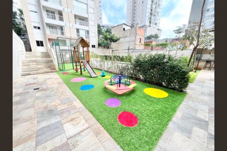 Apartamento à venda com 42m², 2 quartos e 1 vaga Apartamento à venda com 42m², 2 quartos e 1 vagaÁrea comum - Playground