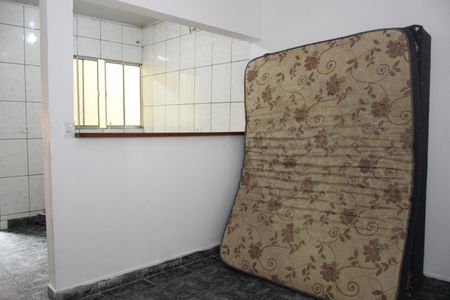 Casa para alugar com 100m², 2 quartos e 1 vagaSala
