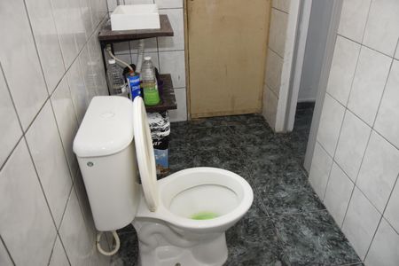Casa para alugar com 100m², 2 quartos e 1 vagaBanheiro da Suíte