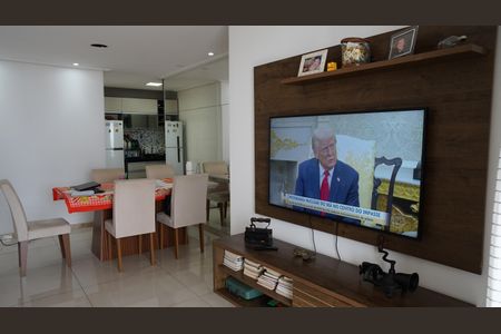 Apartamento para alugar com 76m², 3 quartos e 1 vagaSala