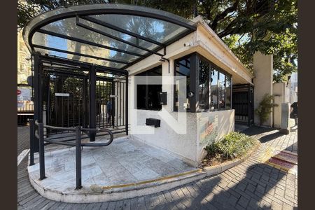 Apartamento para alugar com 76m², 3 quartos e 1 vagaFachada e portaria