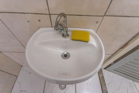 Banheiro  de casa para alugar com 1 quarto, 32m² em Campanário, Diadema