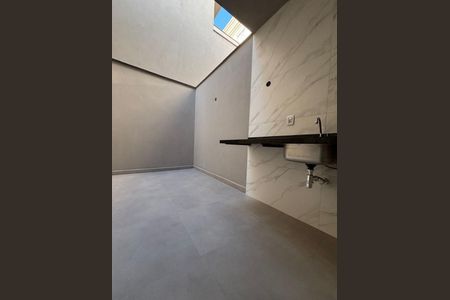 Casa à venda com 3 quartos, 130m² em Vila Pauliceia, São Paulo