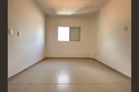 Casa à venda com 3 quartos, 140m² em Parque Sao Domingos, São Paulo