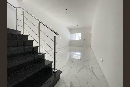 Casa à venda com 3 quartos, 140m² em Parque Sao Domingos, São Paulo