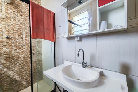 Apartamento para alugar com 55m², 2 quartos e sem vagaBanheiro 