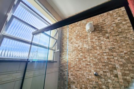 Apartamento para alugar com 55m², 2 quartos e sem vagaBanheiro 