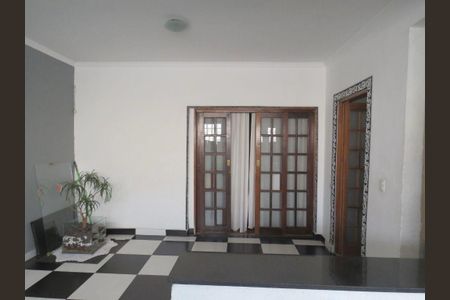 Casa à venda com 350m², 3 quartos e 3 vagas