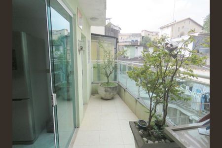 Casa à venda com 350m², 3 quartos e 3 vagas