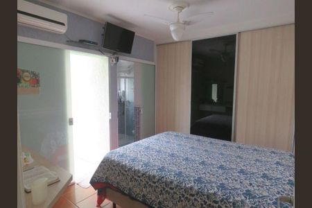 Casa à venda com 350m², 3 quartos e 3 vagas
