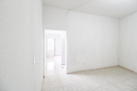 Sala  de casa para alugar com 2 quartos, 80m² em Vila Santa Terezinha, Carapicuíba