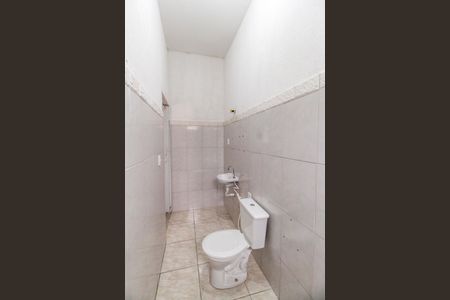 Banheiro da Suíte de casa para alugar com 2 quartos, 80m² em Vila Santa Terezinha, Carapicuíba