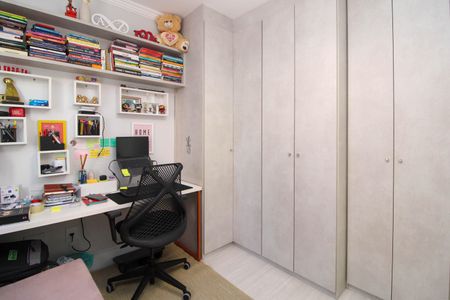Apartamento à venda com 120m², 3 quartos e 2 vagas Apartamento à venda com 120m², 3 quartos e 2 vagasQuarto 2