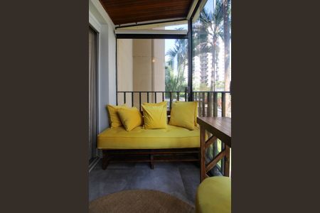 Varanda  de apartamento à venda com 3 quartos, 120m² em Vila Andrade, São Paulo