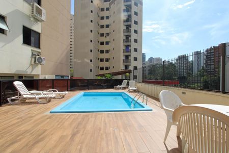 Apartamento à venda com 120m², 3 quartos e 2 vagas Apartamento à venda com 120m², 3 quartos e 2 vagasPiscina