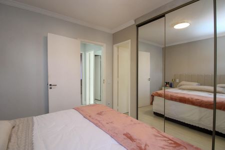 Apartamento à venda com 120m², 3 quartos e 2 vagas Apartamento à venda com 120m², 3 quartos e 2 vagasSuíte