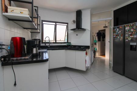Apartamento à venda com 120m², 3 quartos e 2 vagas Apartamento à venda com 120m², 3 quartos e 2 vagasCozinha