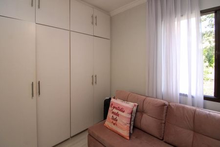 Apartamento à venda com 120m², 3 quartos e 2 vagas Apartamento à venda com 120m², 3 quartos e 2 vagasQuarto 2