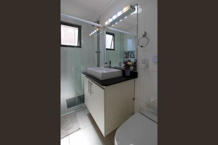 Apartamento à venda com 120m², 3 quartos e 2 vagas Apartamento à venda com 120m², 3 quartos e 2 vagasBanheiro