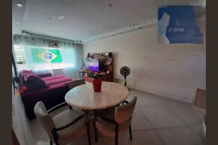 Casa à venda com 3 quartos, 180m² em Vila Santa Maria, São Paulo