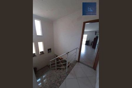 Casa à venda com 180m², 3 quartos e 4 vagas