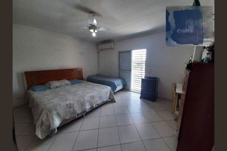 Casa à venda com 3 quartos, 180m² em Vila Santa Maria, São Paulo