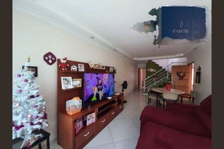 Casa à venda com 180m², 3 quartos e 4 vagas
