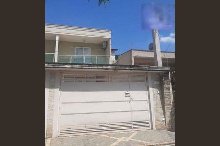 Casa à venda com 180m², 3 quartos e 4 vagas