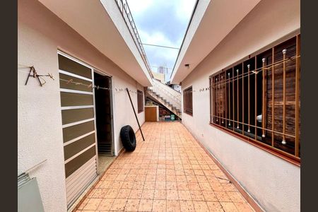 Casa à venda com 180m², 3 quartos e 4 vagas