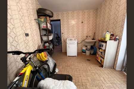Casa à venda com 180m², 3 quartos e 4 vagas