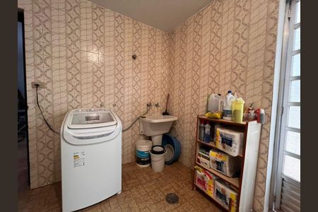 Casa à venda com 180m², 3 quartos e 4 vagas