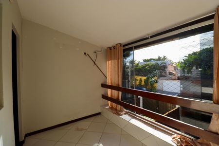 Casa de condomínio para alugar com 90m², 3 quartos e 1 vagaVaranda