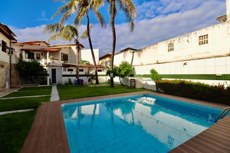 Área comum - Piscina de casa de condomínio para alugar com 3 quartos, 90m² em Stella Maris, Salvador