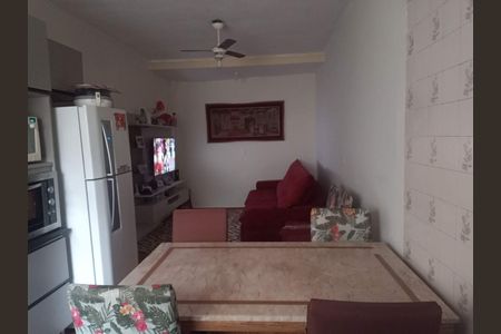 Casa à venda com 5 quartos, 250m² em Vila Olinda, São Paulo