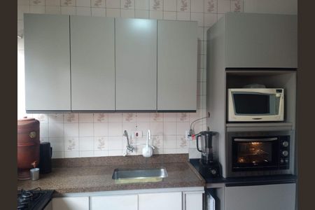 Casa à venda com 250m², 5 quartos e 3 vagas
