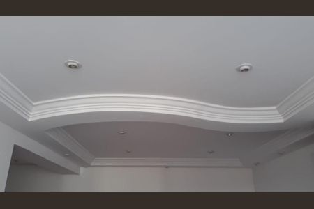 Apartamento à venda com 82m², 2 quartos e 1 vaga