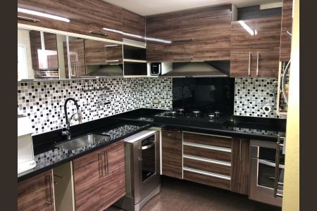 Casa de condomínio à venda com 105m², 3 quartos e 3 vagasCozinha