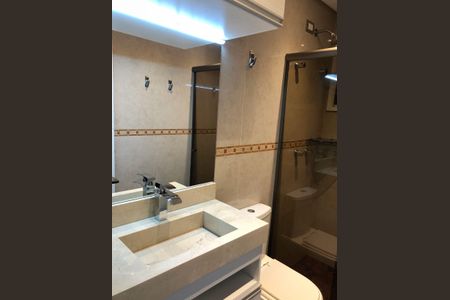 Casa de condomínio à venda com 105m², 3 quartos e 3 vagasBanheiro