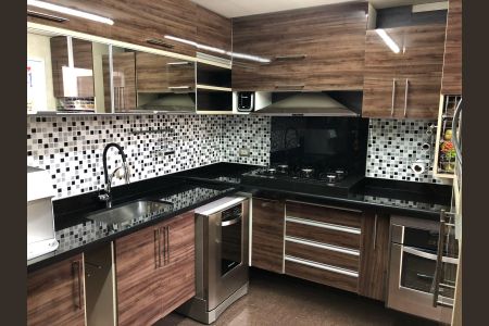 Casa de condomínio à venda com 105m², 3 quartos e 3 vagasCozinha