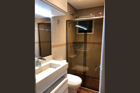 Casa de condomínio à venda com 105m², 3 quartos e 3 vagasBanheiro