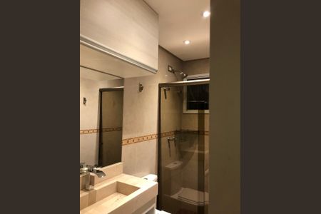 Casa de condomínio à venda com 105m², 3 quartos e 3 vagasBanheiro