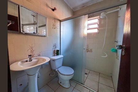 Casa à venda com 250m², 2 quartos e 2 vagas