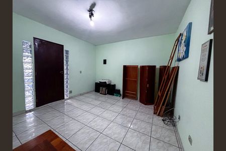 Casa à venda com 250m², 2 quartos e 2 vagas