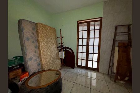 Casa à venda com 250m², 2 quartos e 2 vagas