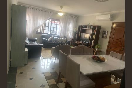 Casa à venda com 3 quartos, 160m² em Parque Sao Domingos, São Paulo