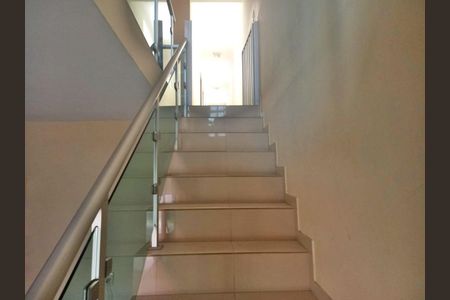 Casa à venda com 200m², 2 quartos e 2 vagas