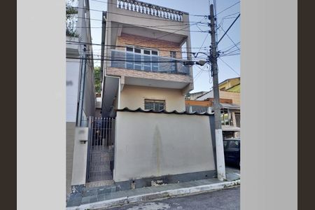 Casa à venda com 200m², 2 quartos e 2 vagas
