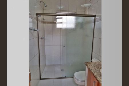 Casa à venda com 200m², 2 quartos e 2 vagas