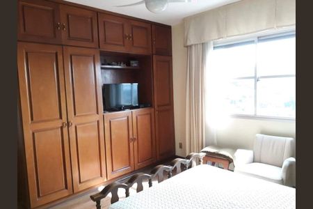 Apartamento à venda com 3 quartos, 166m² em Vila Ipojuca, São Paulo
