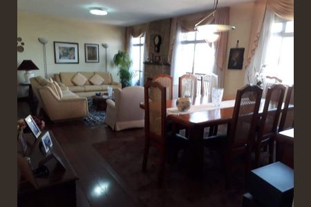 Apartamento à venda com 3 quartos, 166m² em Vila Ipojuca, São Paulo